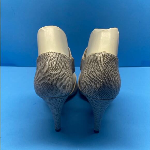 Madeline Grey Snake Skin Peep Toe Pumps Womens SZ 7.5 M Lizard - Picture 3 of 12